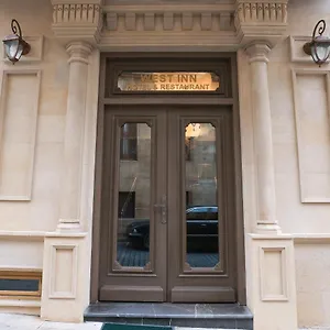 West & Restaurant Nz מלון